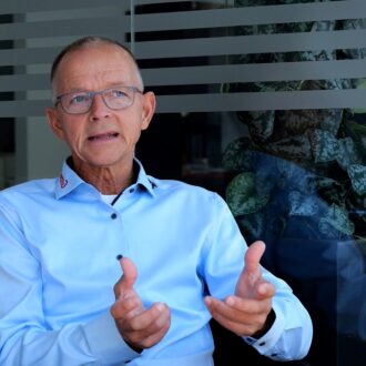 Screenshot fra interview af adm. direktør i Give Steel og stifter af GROW, Torben Larsen.